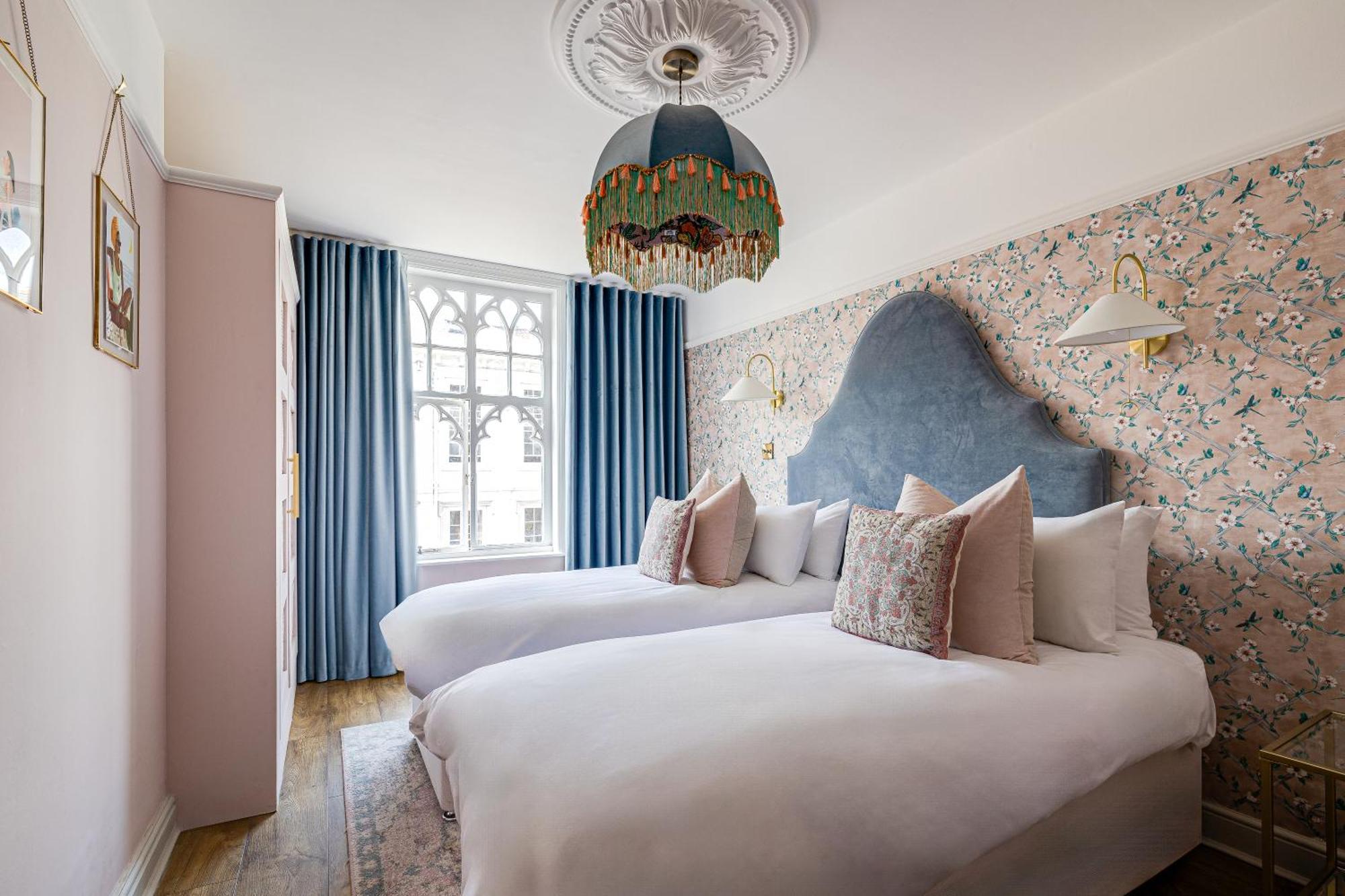 Insta-Worthy Loft On Historic Chester Rows, Sleeps 4 & Free Parking Экстерьер фото
