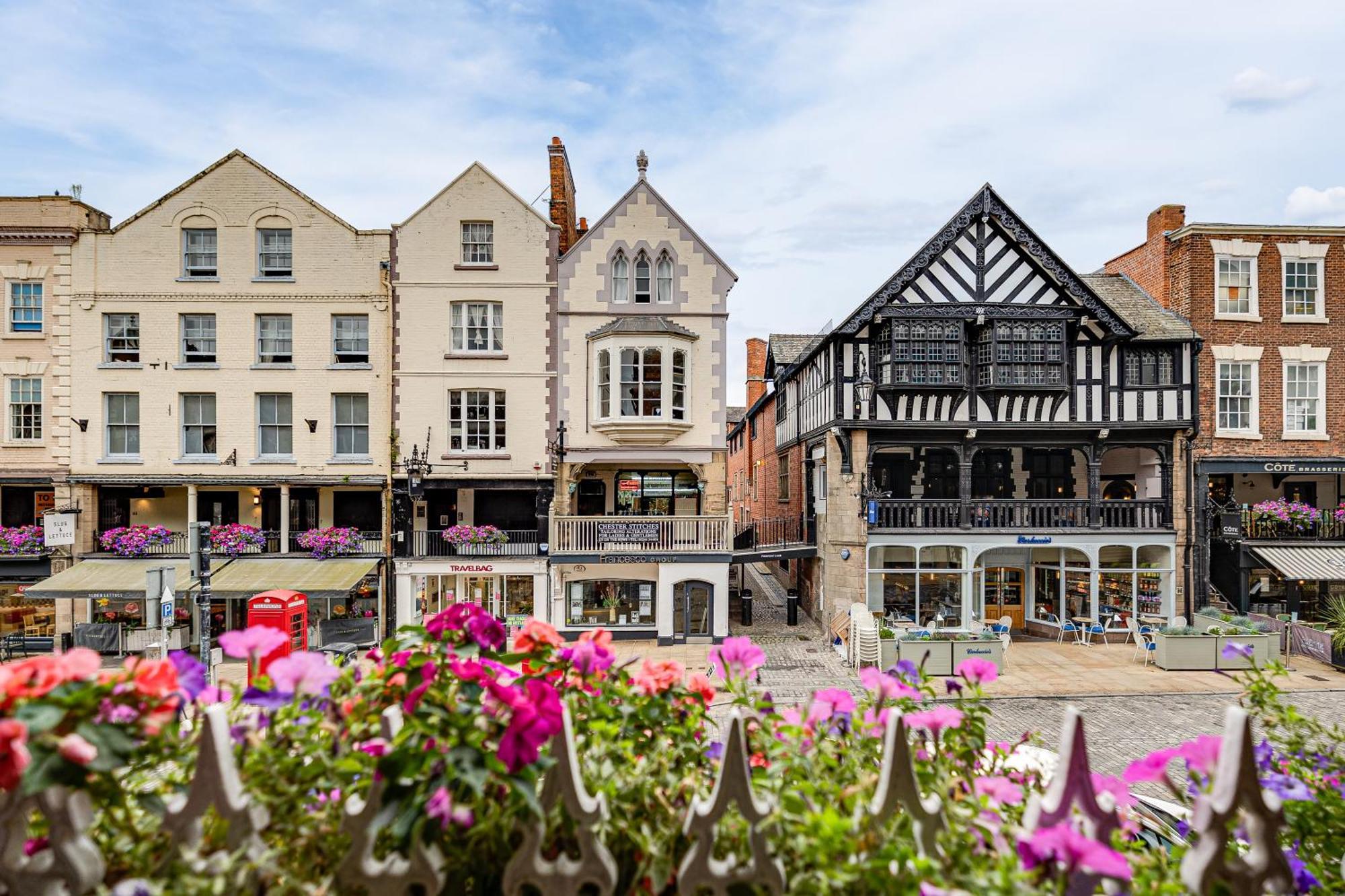 Insta-Worthy Loft On Historic Chester Rows, Sleeps 4 & Free Parking Экстерьер фото
