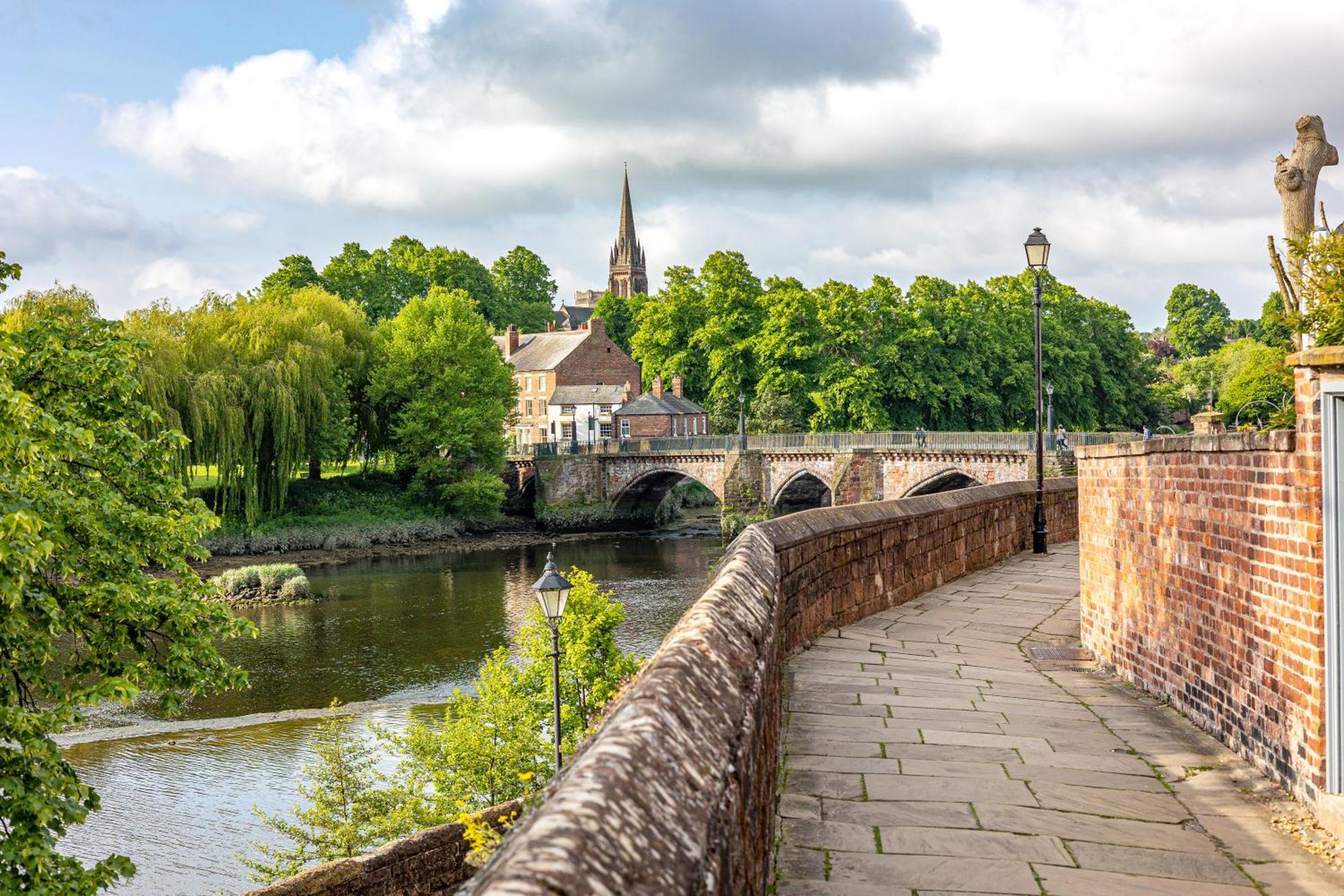 Insta-Worthy Loft On Historic Chester Rows, Sleeps 4 & Free Parking Экстерьер фото