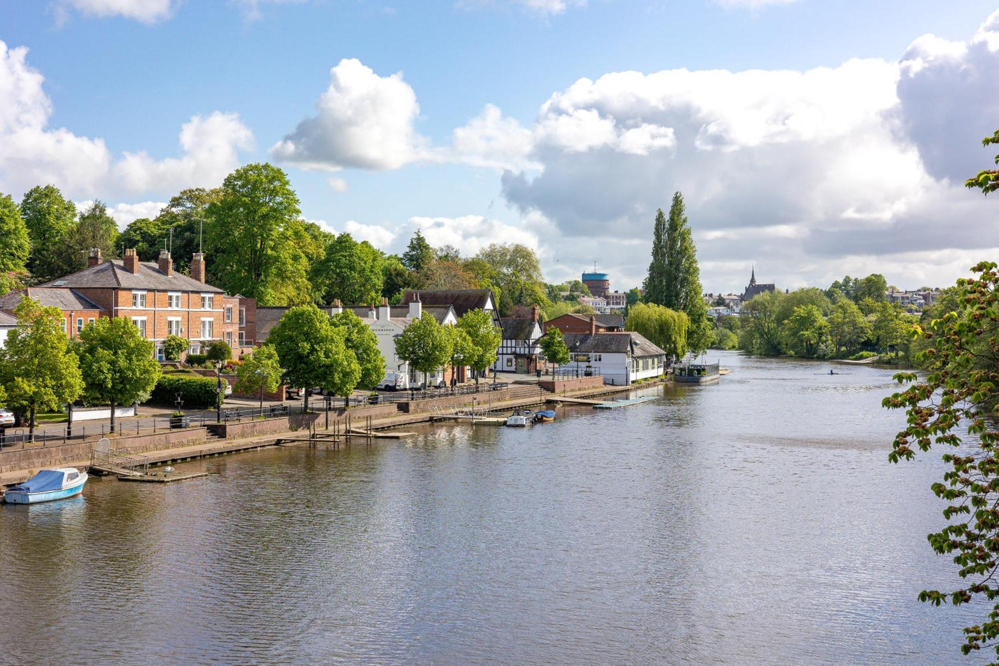 Insta-Worthy Loft On Historic Chester Rows, Sleeps 4 & Free Parking Экстерьер фото